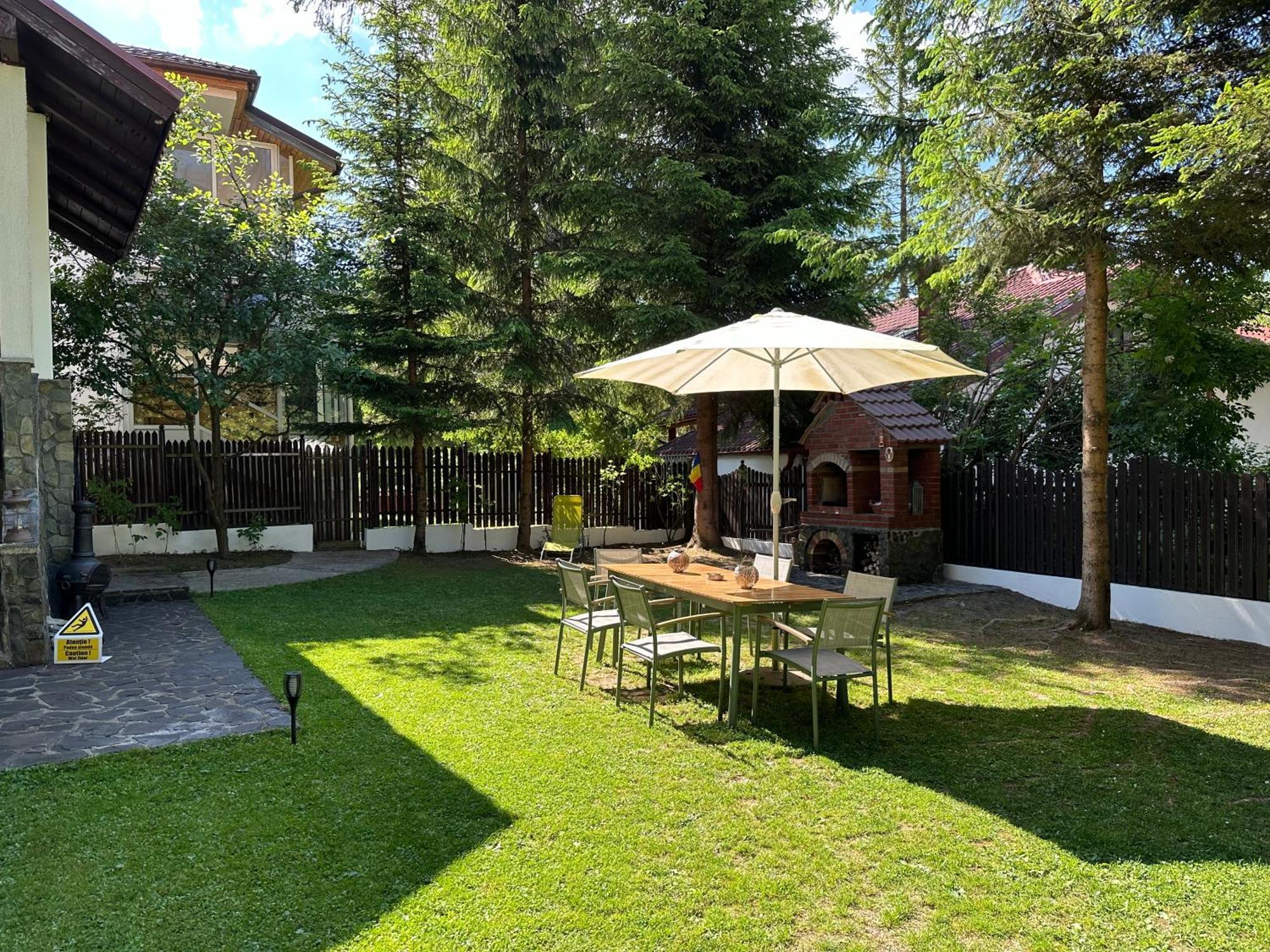 Green Yard Villa Predeal Exterior photo